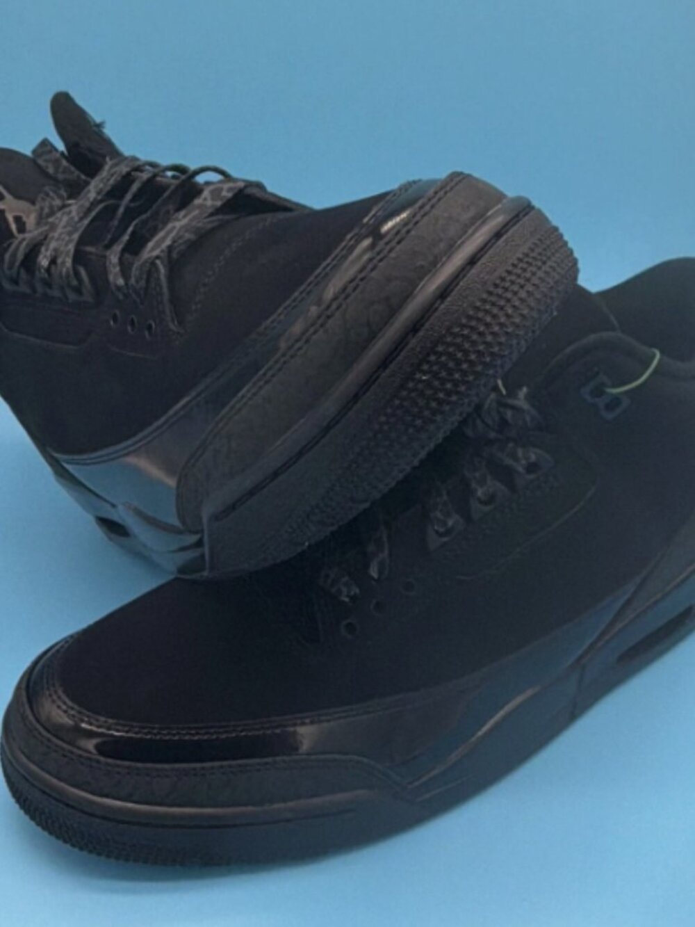 Air Jordan 3 Retro Black Cat 2025